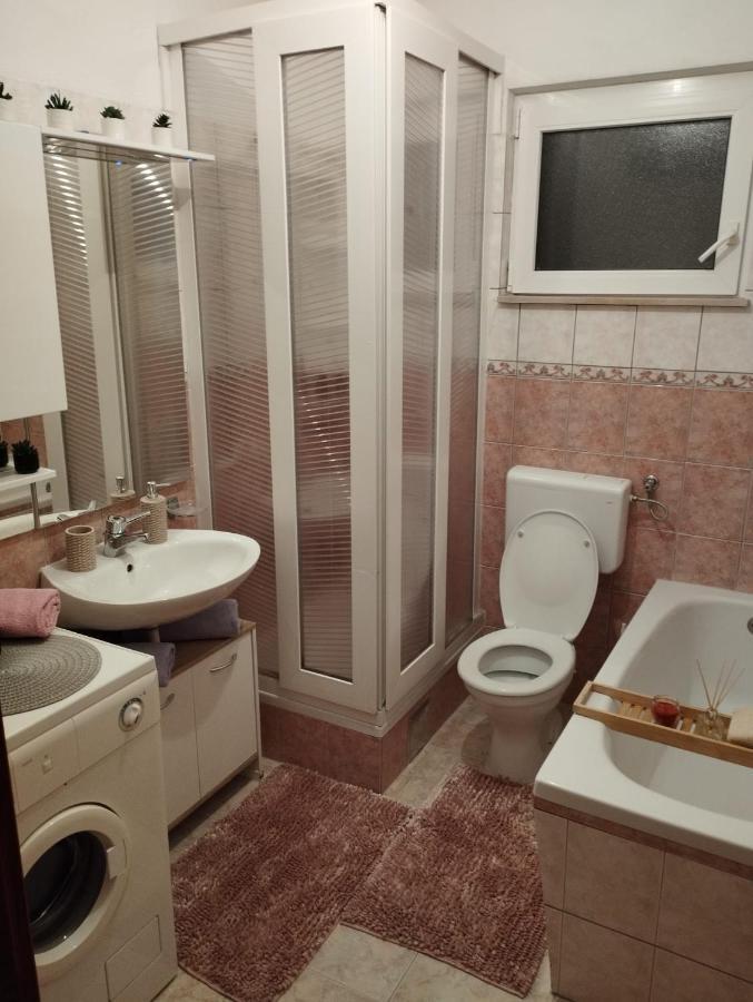 Apartmani Bilic Дугі-Рат Екстер'єр фото