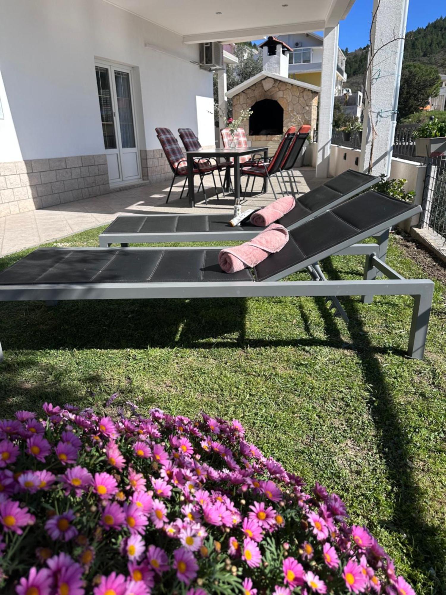 Apartmani Bilic Дугі-Рат Екстер'єр фото